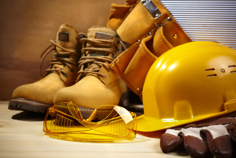Tìm hiểu nhu cầu sử dụng đồ bảo hộ lao động Bình Dương