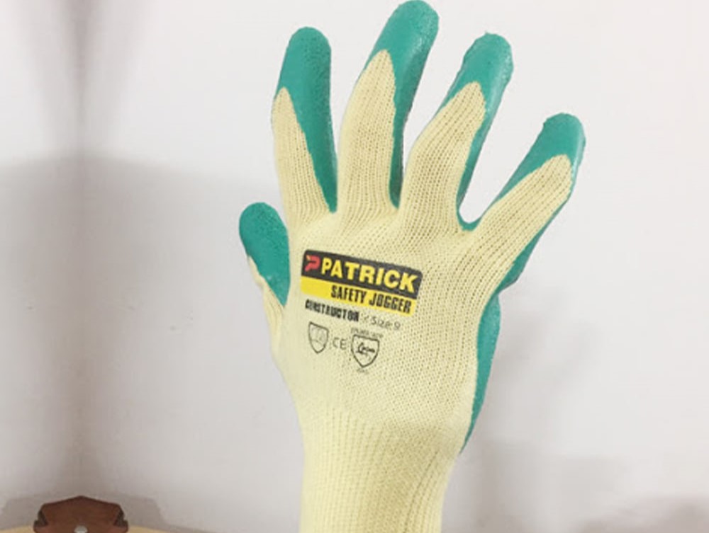 Găng tay bảo hộ lao động